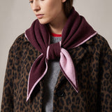 Contrast Trim Triangle Heavyweight Scarf in Berry/Pink