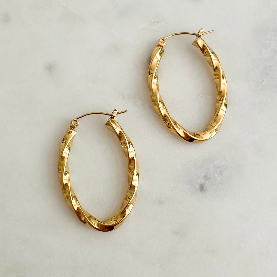Mary Oval Hoops