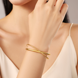 Clara Bangle