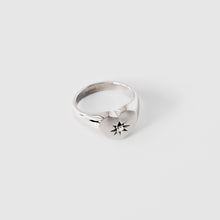 Load image into Gallery viewer, Silver Heart Gem Ring
