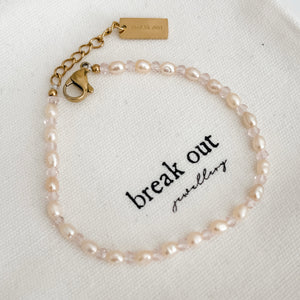 Pink Pearl & Bead Bracelet