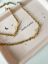 Load image into Gallery viewer, Gold Single Barbed Necklace
