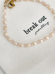 Pink Pearl & Bead Bracelet