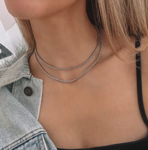 Load image into Gallery viewer, Therese Choker Necklace
